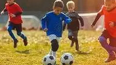 罗伯逊力挽狂澜，三分球定乾坤！布拉德利：天才降临，篮球界璀璨之星！