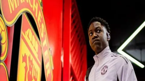 凯恩：末段丢分加伊藤伤退，胜利喜悦夹杂焦虑